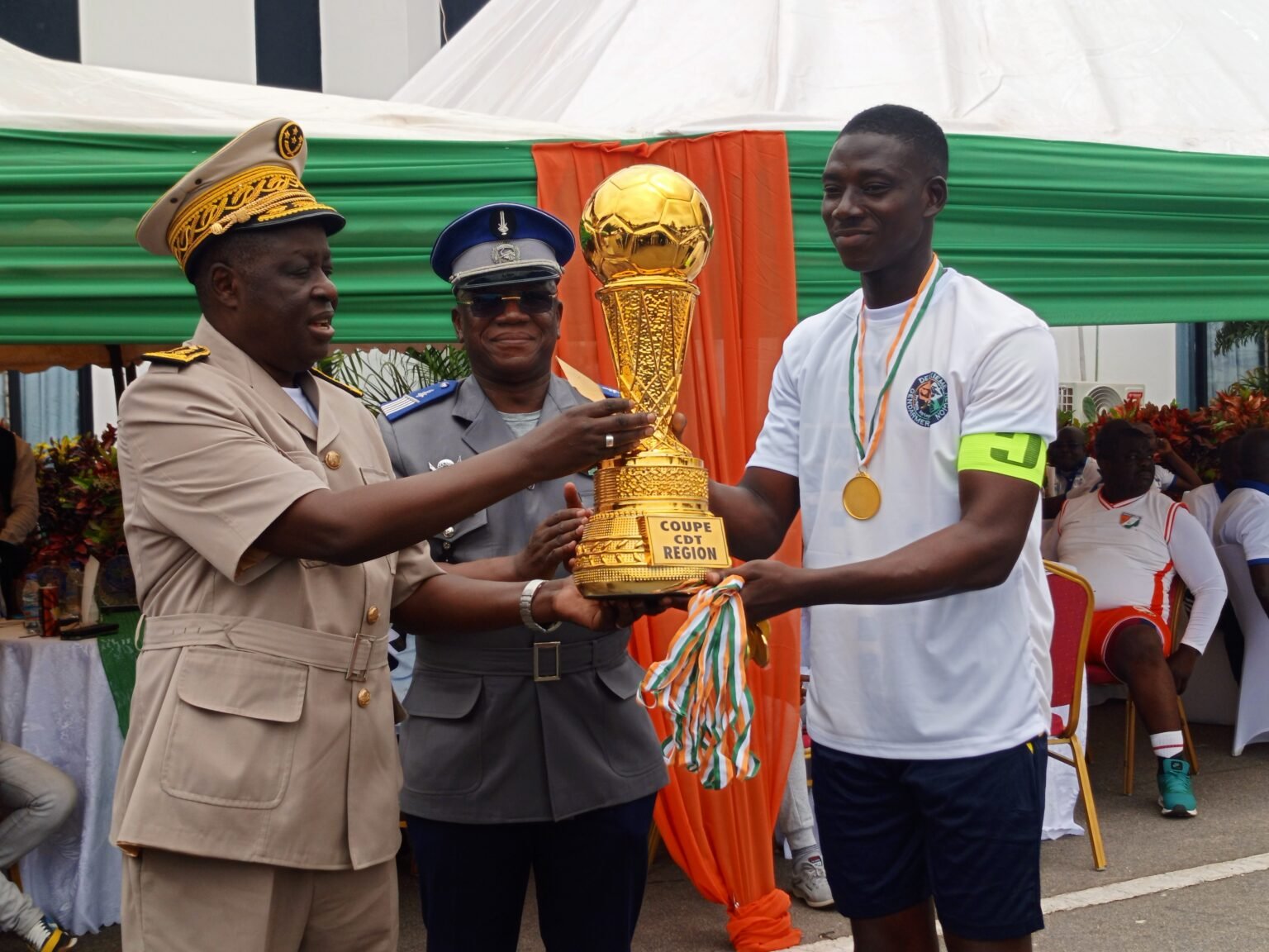 Daloa-   Les gendarmes renforcent leurs liens à travers le sport