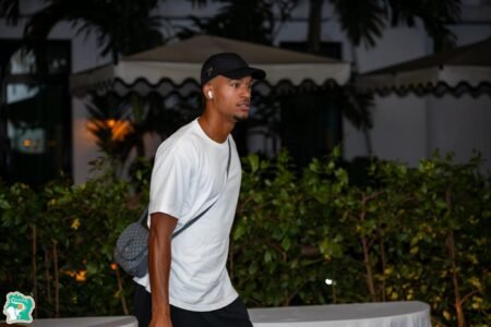 Éliminatoires du Mondial 2026-Yahia Fofana absent- Vers la titularisation d’Alban Lafont face au Burundi Éliminatoires du Mondial 2026-Yahia Fofana absent- Vers la titularisation d’Alban Lafont face au Burundi